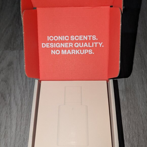 Dossier Perfume 50 ml Woody Sandalwood (Inspired by Le Labo's Santal 33) - Picture 2 of 2